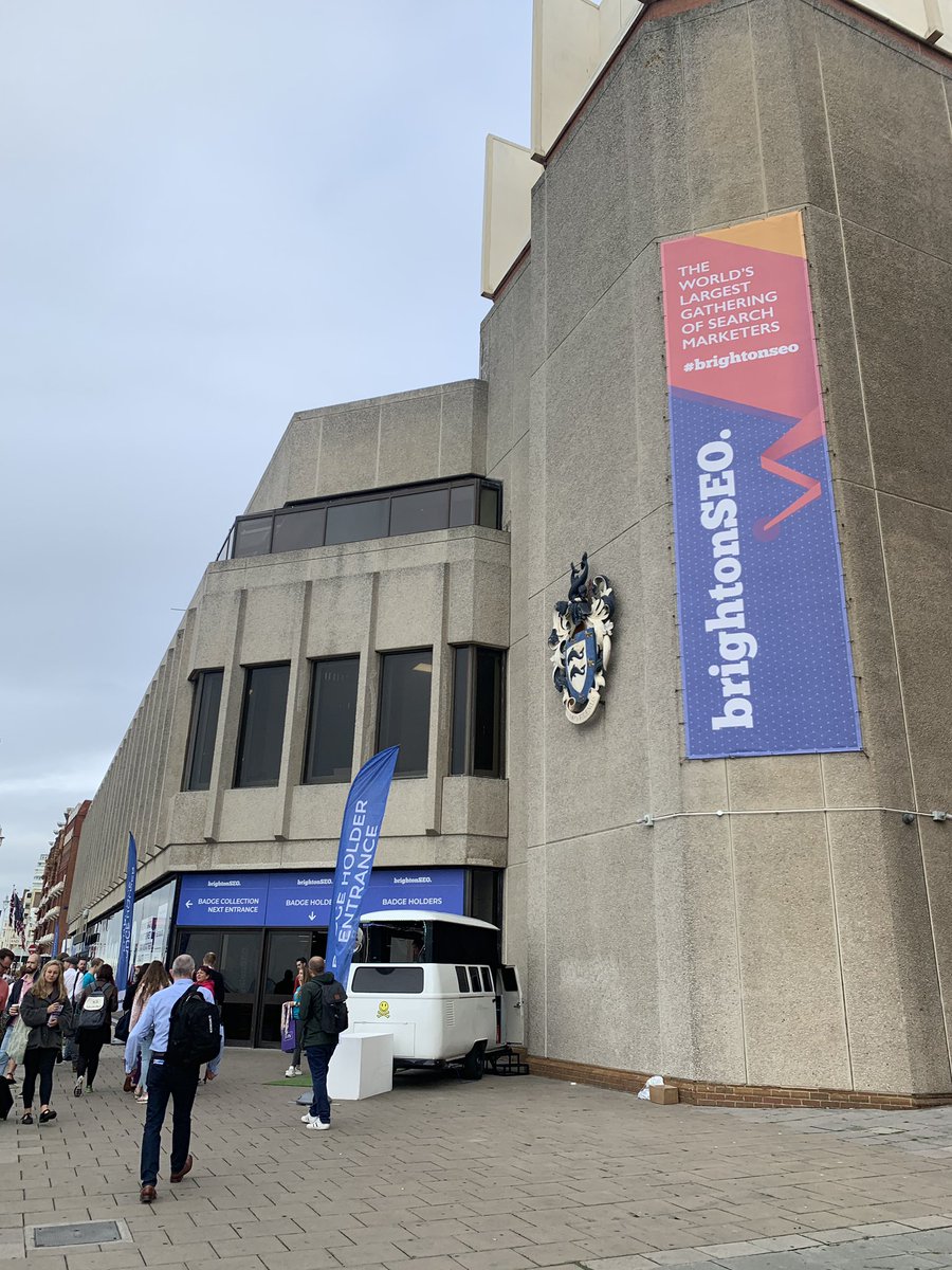 SpletnikSI's tweet photo. It’s happening! @anja_fir and @nusapavlic are ready to soak in the day, bring it on, @brightonseo! #brightonseo https://t.co/3wHvYt7bHy
