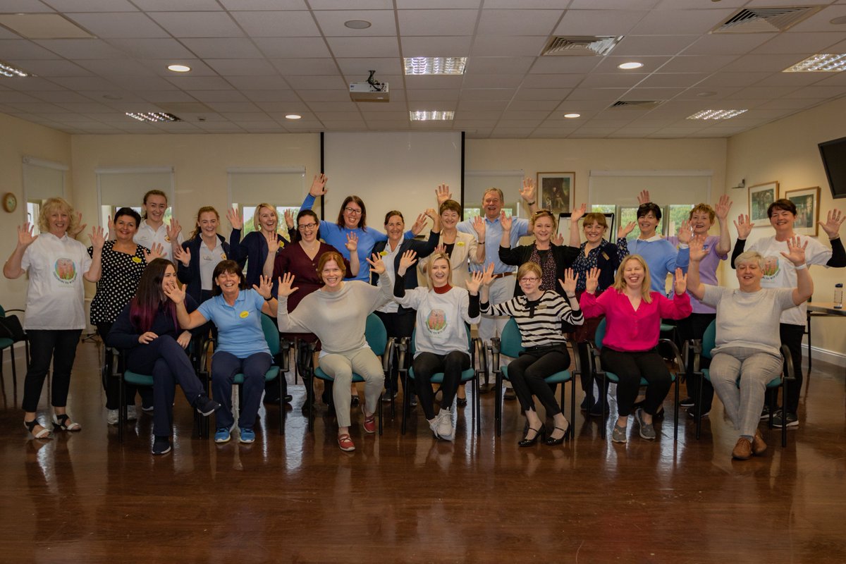 MilfordLmkCC's tweet photo. There's been more than 1,100 views of the flash mob already. Thank you so much for sharing and viewing. It's so important to get the message of palliative care week out there. #pallcareweek Please keep sharing the link https://t.co/IEp6t9vfZM @AIIHPC @PCOCPallCare @IrishHospice https://t.co/S4c2GohAdT