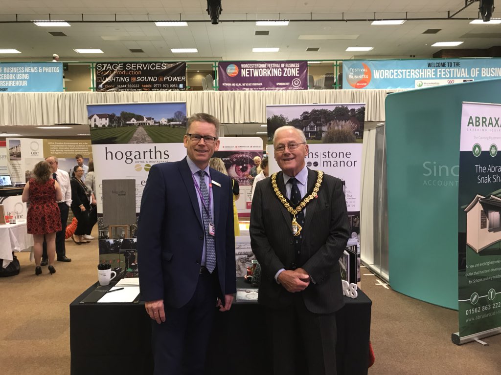 <a href="/OneWorcs/">One Worcestershire</a> @NorthWorcsEDR it was a pleasure to welcome Peter Tomlinson to our stand at Festival of Business just now. Such enthusiasm for our region and interest in our hospitality industry <a href="/HogarthsHotel/">Hogarths Solihull</a> <a href="/StoneManorHotel/">hogarths Stone Manor</a> <a href="/WorcsFOB/">TOP NETWORKING Worcestershire Festival of Business</a>