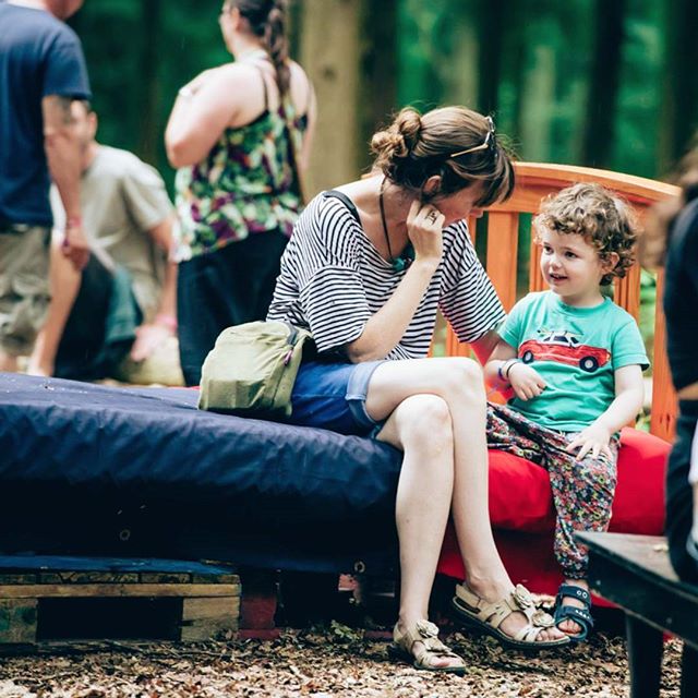 Chilled in a Field          🐌 tweet media