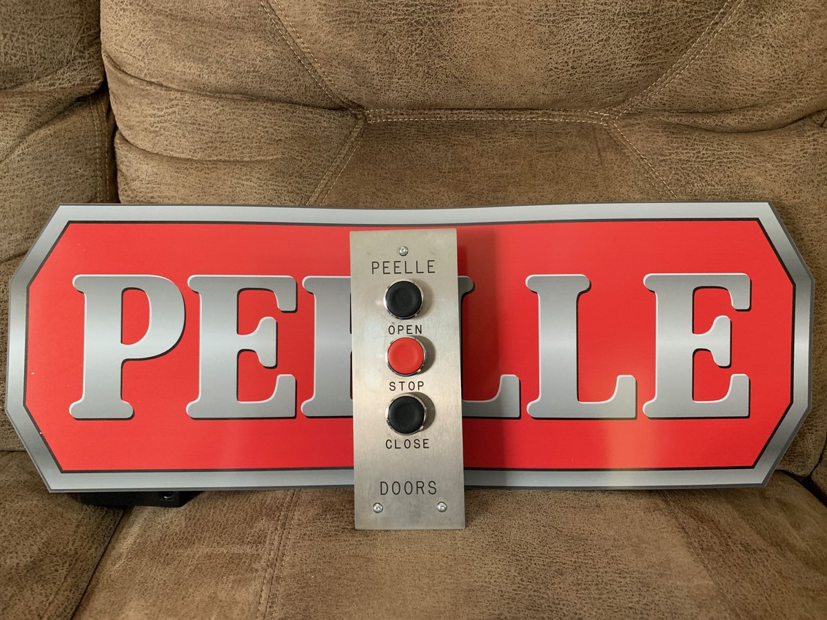 Bmurray_CMC's tweet image. THANKS Peelle for the support! #freightelevator