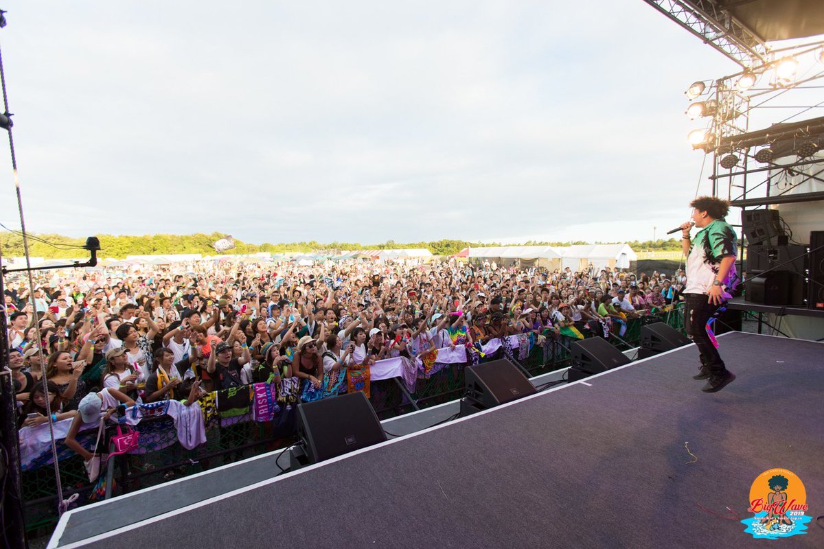 RAY_SINGER's tweet photo. BIG WAVE2019!!
このフェスはまだまだ続いてほしい。
茨城の皆さん、関東の皆さんBIGWAVEのサポートお願いしますね。
来年も呼んでもらえるように俺も頑張ります。
#singer_ray #bigwave2019 https://t.co/niZ3lk5usg