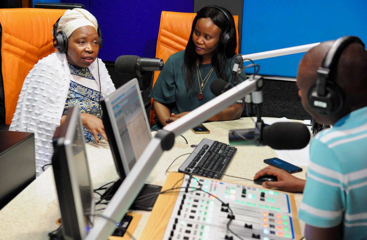 NationalCoGTA's tweet photo. This morning, @NationalCoGTA Minister, @DlaminiZuma  joined the #tfmditlalemeso breakfast show on @ThobelaFMYaka to discuss, among others the new #DistictModel, gender-based violence #GBV and #immigration.

#cogta https://t.co/JjMycFv8Dv