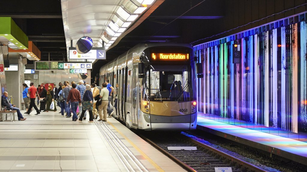 Brussels openbaar vervoer lanceert volgend jaar contactloos betalen

tijd.be/politiek-econo…

#contactloos #OV #Brussels