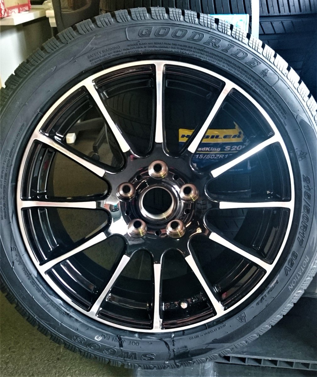 kazmax_tw's tweet photo. ブラックポリッシュとブルーポリッシュの2色
どちらもカッコ良いですよー🙇‍♂️
数量限りの販売です🙇‍♂️
増税前のセール中‼ぜひご検討ください。
楽天KAZMAXショップ
https://t.co/KqXfBZnJgN
#KAZMAX
＃タイヤ交換
#増税前 
＃ホイールセット
＃ホイール
＃スタッドレス
＃スタッドレスホイールセット https://t.co/lgFBxtv617