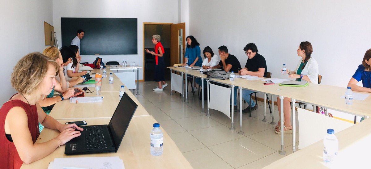 ifoasapereutile's tweet photo. #IFOA all’università cattolica portoghese di #Viseu per il meeting di #INTERMOVE #TRAINERS https://t.co/zYZysoaY6Q