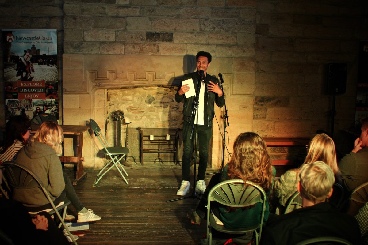 They tore down my auntie’s building,
kicked out her great grandchildren,
stone by stone
this terradome had never known
such growing pains

Fahad Al-Amoudi's moving poem inspired by <a href="/NewcastleCastle/">Newcastle Castle</a>'s history 

firstdraftmcr.wordpress.com/2019/09/13/a-b…

<a href="/thewritingsquad/">The Writing Squad</a> <a href="/ace_thenorth/">Arts Council England, North</a> #ACEsupported