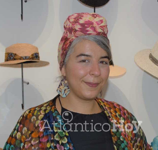 EmprendeModaTF's tweet photo. 🎩Los sombreros no son sólo para el verano. Descubre la entrevista a Adereza Tu Cabeza Lidia Falcón de la mano del periódico Atlántico Hoy https://t.co/isKT4mzqmm #EmprendeModaTfe #AderezaTuCabeza https://t.co/oo6uZpshmV
