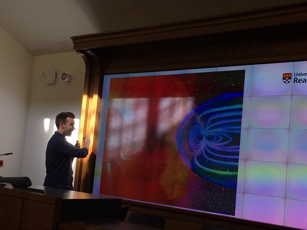 SCENARIO_DTP's tweet photo. Carl Haines presenting on forecasting geomagnetic activity #DTPConf2019 #DynamicEarthDTP https://t.co/aclWUxPs0N
