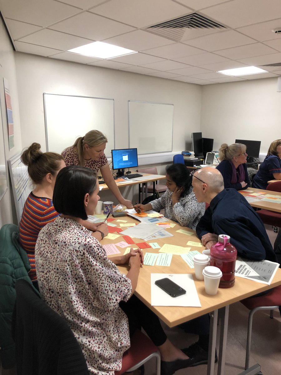 kathlh1's tweet photo. Inspired by @DrSimonMc cardiology session going well @JulieWinstanle5 @Brucieblitz @COSMakin @NorthMcrCO_NHS #ACPtraining https://t.co/rFlePWuHSf