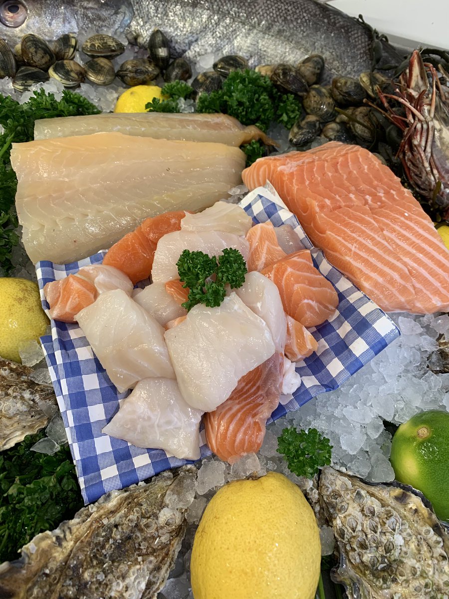 HooleFoodMarket's tweet photo. #LastOrders for any #Bricklands #FishBoxes
Go to: https://t.co/kDU1tLu6so
Order by midday to get your #FishFriday #BricklandsFishBox this afternoon.
@ShitChester
@KarenWhiteFood
@bricklandsfish
@SkintChester https://t.co/90qRgnziYw