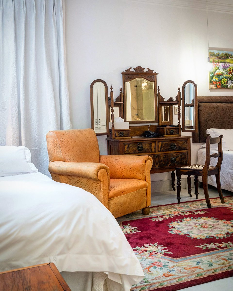 BataviaStb's tweet photo. OUR LATEST #GUESTREVIEW.
.
The #hotel is fantastic and a great location. Had a #familyroom which was perfect. Really modern and thoroughly enjoyed our stay. Everything is within easy reach, with many excellent #restaurants within walking distance. (Sep 2019) Darryl @TripAdvisor https://t.co/zYi5z5fxEg
