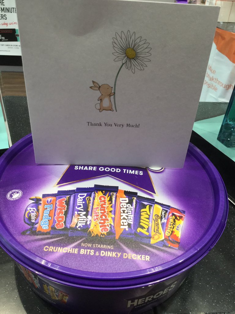 NuneatonTps's tweet photo. Thank you to Leanne the new store manager of @TpSnorthampton for our chocolates, it’s been a pleasure working with you, keep in touch 😘 #theperfumepeople #newManager #trainingStore #onlyaphonecallaway @TPSPeople @avinitlargechic https://t.co/Xrt4B6Dbcn