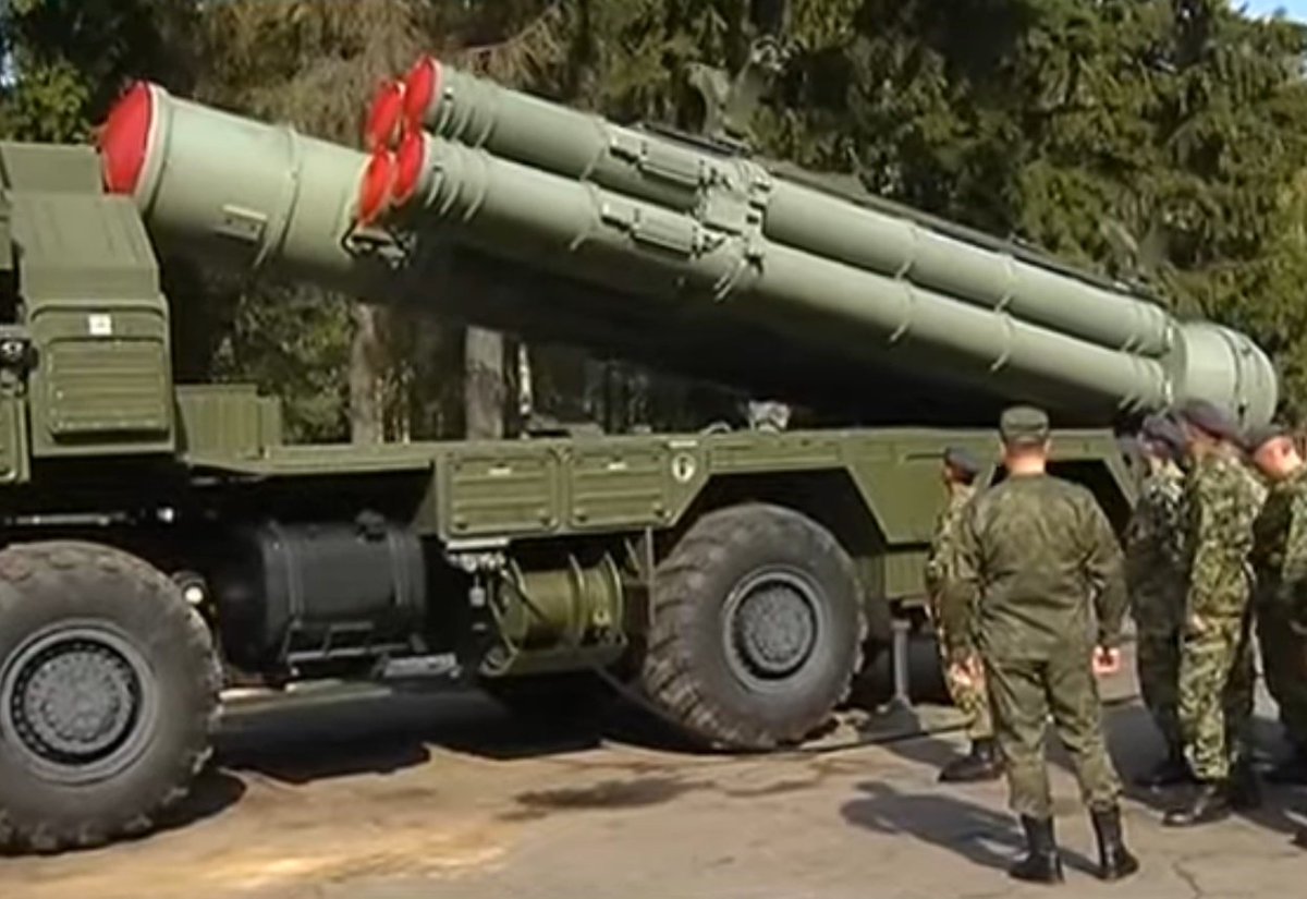 كيف تطورت أنظمة الدفاع الجوي؟ S-400 نموذجًا EEVfsxwVAAIhPBt