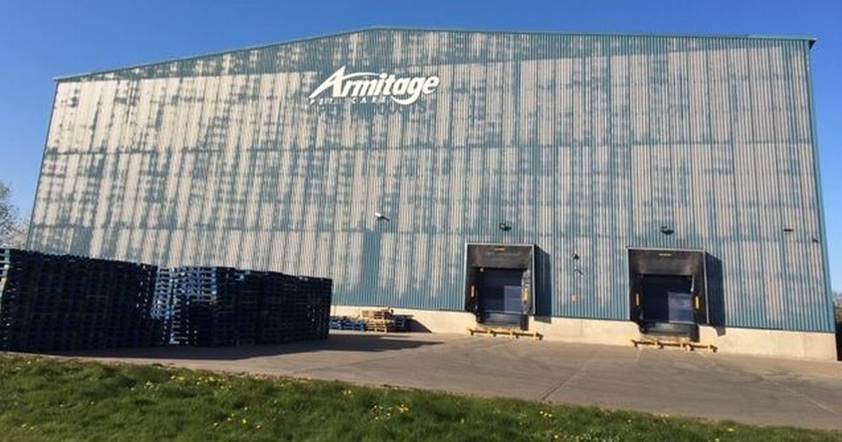 A #warehouse used by Nottinghamshire pet food giant #ArmitagePetCare has been sold after the company outsourced its #storage and #distribution operation. ow.ly/FkSh50w80xV