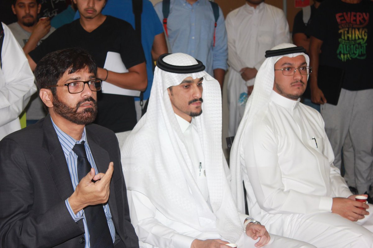 KAU_IEClub's tweet image. جانب من الفعالية الترحيبية الخاصة بالمنضمين حديثاً للقسم والتي اقيمت في نادي #الهندسة_الصناعية 
#Eng18 #Eng19