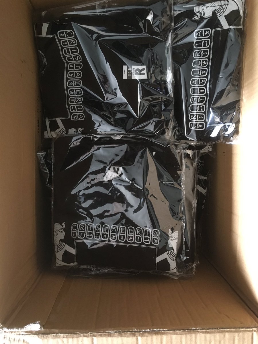 Hijxs de Harris. El nuevo modelo para la temporada otoñal nos lo quitan de las manos... No te quedes sin la tuya. Jalón y honor!!! Estratigrafia o muerte!!! Otra Arqueología es posible!! (Contenido patrocinado por Cristalería Imhotep. Lapis specularis domus since 753 AUC)