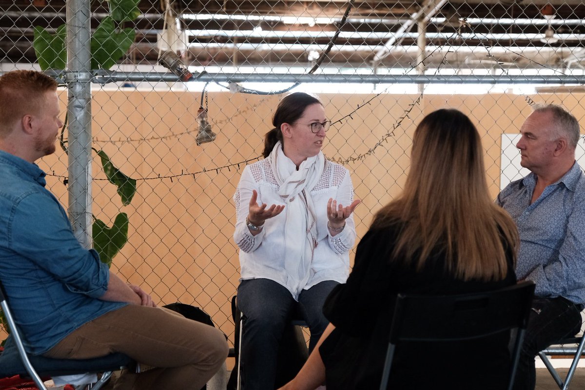 princestrustau's tweet photo. A huge thank you to our amazing #entrepreneurial speakers @zero2heroAU Founder @ashleejharrison, @FionaKalaf, Alex of @voyagerestate, Franco of @spacetoco &amp; #vetrepreneur Racheal for sharing their tips &amp; tricks with our 22 #Enterprise4Veteran participants this week 👏 https://t.co/5EUcX02srp
