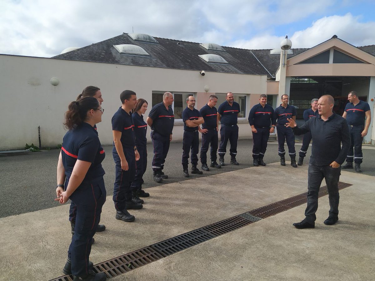 JSPmayenne's tweet photo. Deuxième journée axée sur la pédagogie et le déroulement d'une séquence de formation avec Fred Poma formateur extérieur. https://t.co/FylsjNPhCo