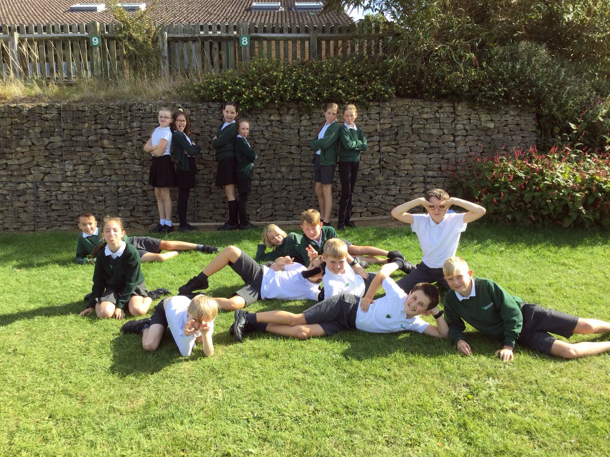 brackenleas1's tweet photo. Congratulations to all of our Year 6 Head Boys, Girls and House Captains! We wish you every success in the year ahead. 😊😊😊 https://t.co/jzOaGxIrgO