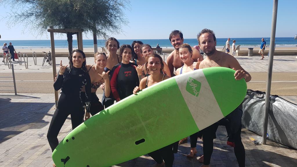 <a href="/letincellerh/">L'étincelle RH✨</a> <a href="/cecbertrand1/">BERTRAND Cécilia</a> @CecileHappyG <a href="/alicefaure44/">Alice Faure</a> @brochard_anne <a href="/emilieguyot44/">Émilie Guyot</a> @aurorebekar <a href="/J_LE_GUENNEC/">Julien LE GUENNEC</a> <a href="/julien_rz1/">julien rzetelny</a> Job done 👌