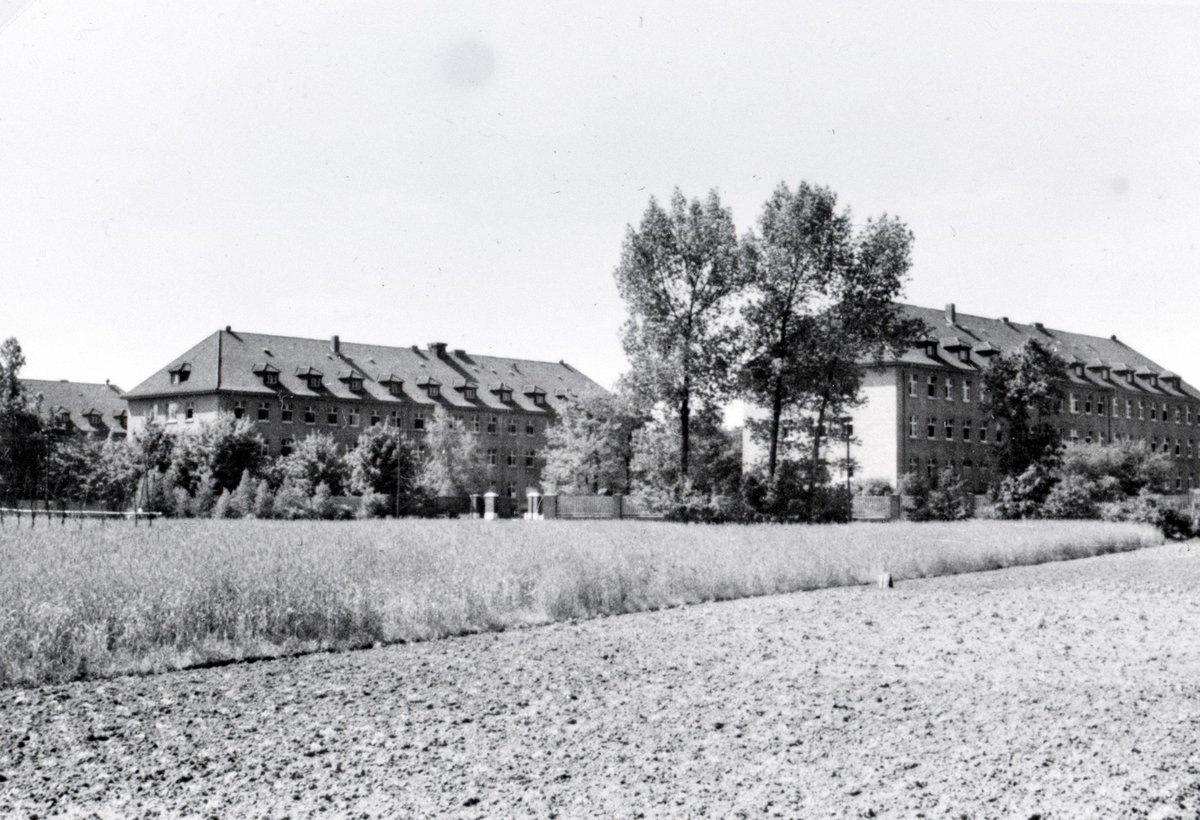 PeteAJohnston's tweet photo. Good luck and safe travels. Another part of Army life in Germany passes into history. This is how Dempsey Barracks looked to a young National Serviceman in 1953 (it's in my book https://t.co/QhjipZLzKk) #bfglegacy #bfgrebasing https://t.co/hxRLjdykLV