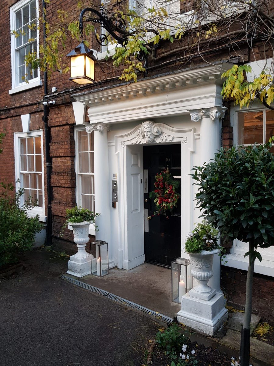 Feeling festive! Happy Friyay everyone :)