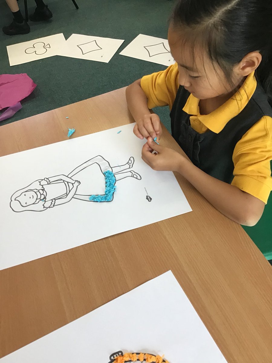 SwansMPS's tweet photo. Lots of care being taken with our Alice in Wonderland collages this morning! @ArtMps https://t.co/BK6mi2k25I