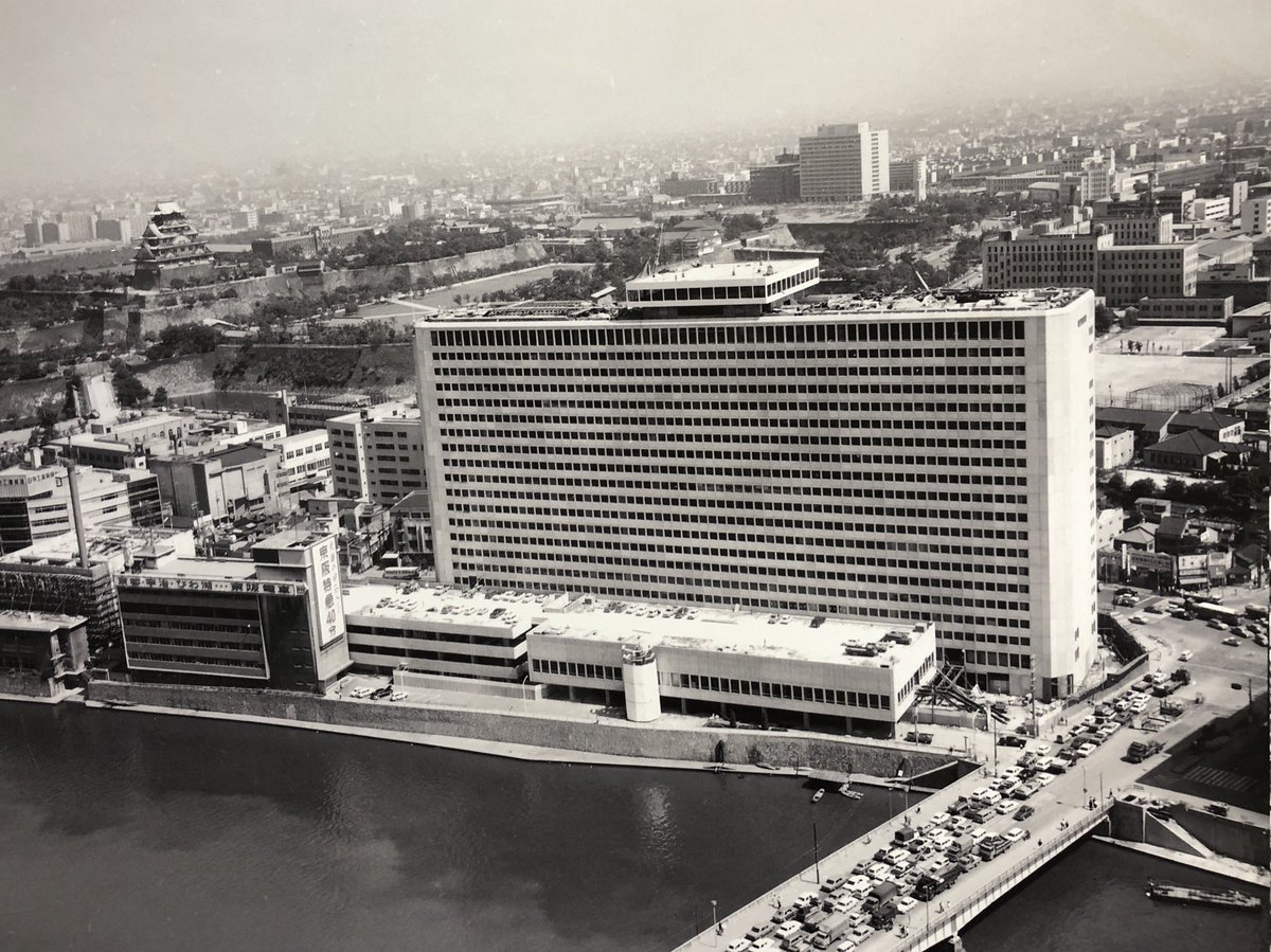 Forest 大阪天満橋に建つommビル は今年で50周年記念 現在建物の玄関では50年の歴史を振り返るパネルが設置されてます Ommビルが出来る前 地上にあった京阪電車天満橋駅の様子など貴重な写真も展示されてます Forest 大阪天満橋に建つommビル は今年で50周年記念 現在建物の玄関では50年の歴史を振り返るパネルが設置されてます Ommビルが出来る前 地上にあった京阪電車天満橋駅の様子など貴重な写真も展示されてます