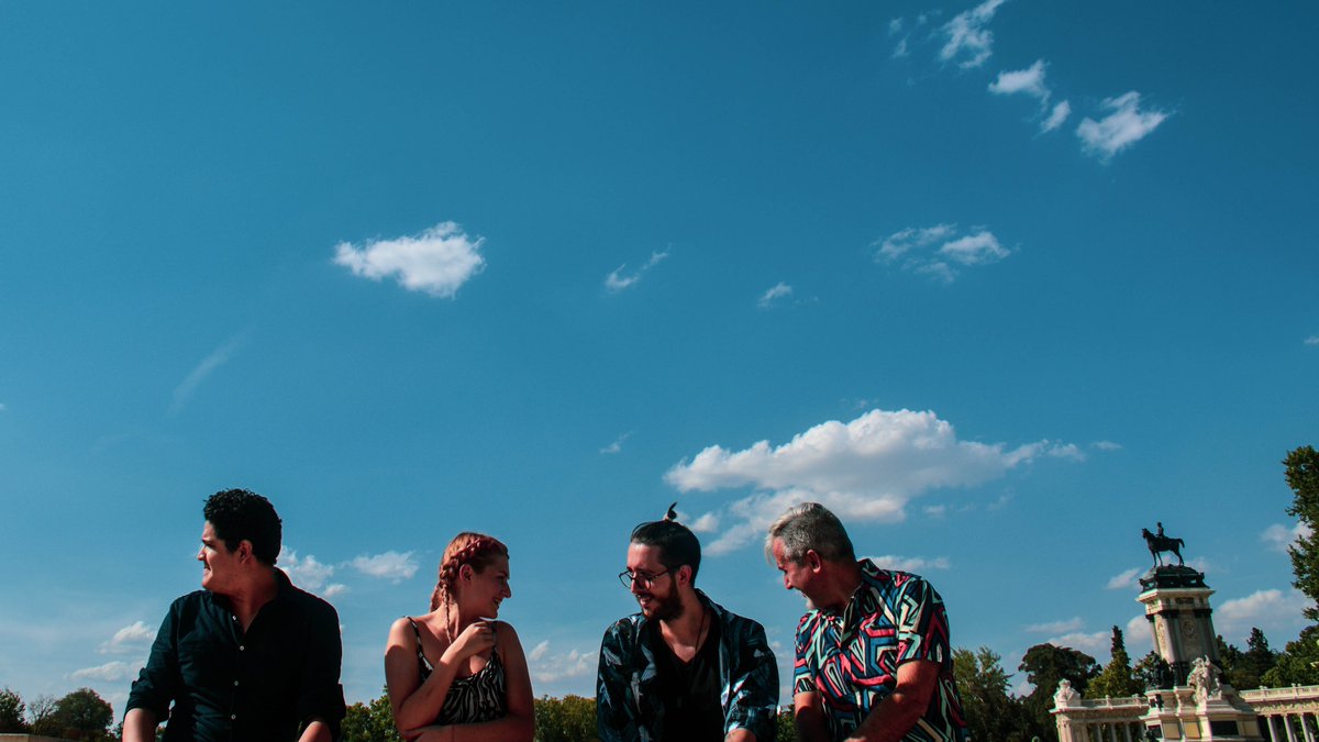 PurpleLemonBand's tweet photo. "Stop for a while
quit looking behind
this blue eyes
stare the magic place you’re in
and remember there’s only one time to live"
-Take a breath 🎶

#purplelemon #band #neosoul #ryb #music #photoshoot #madrid https://t.co/eoVDvGEo4f