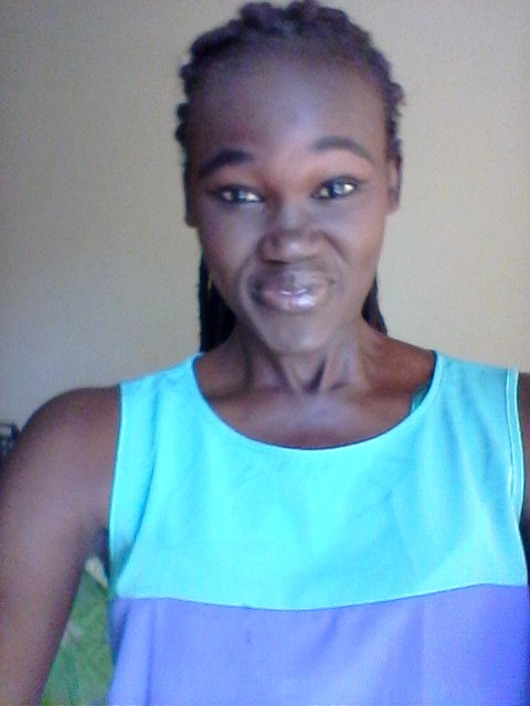 MDForey5's tweet image. Update 📲 #PooRLighting 👸
Pardon the Brows 😂
It's the weekend, does it ever matter!