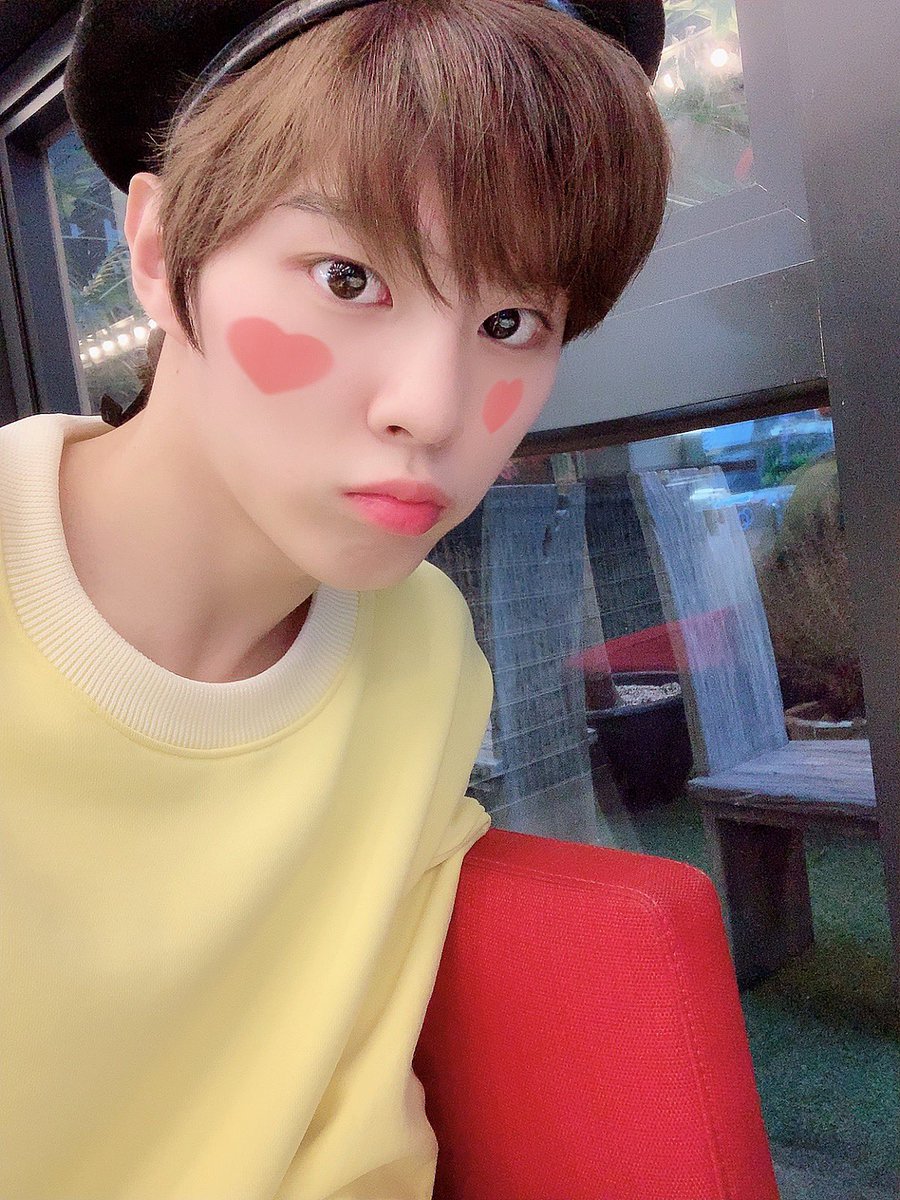 kimwooseok_int tweet picture