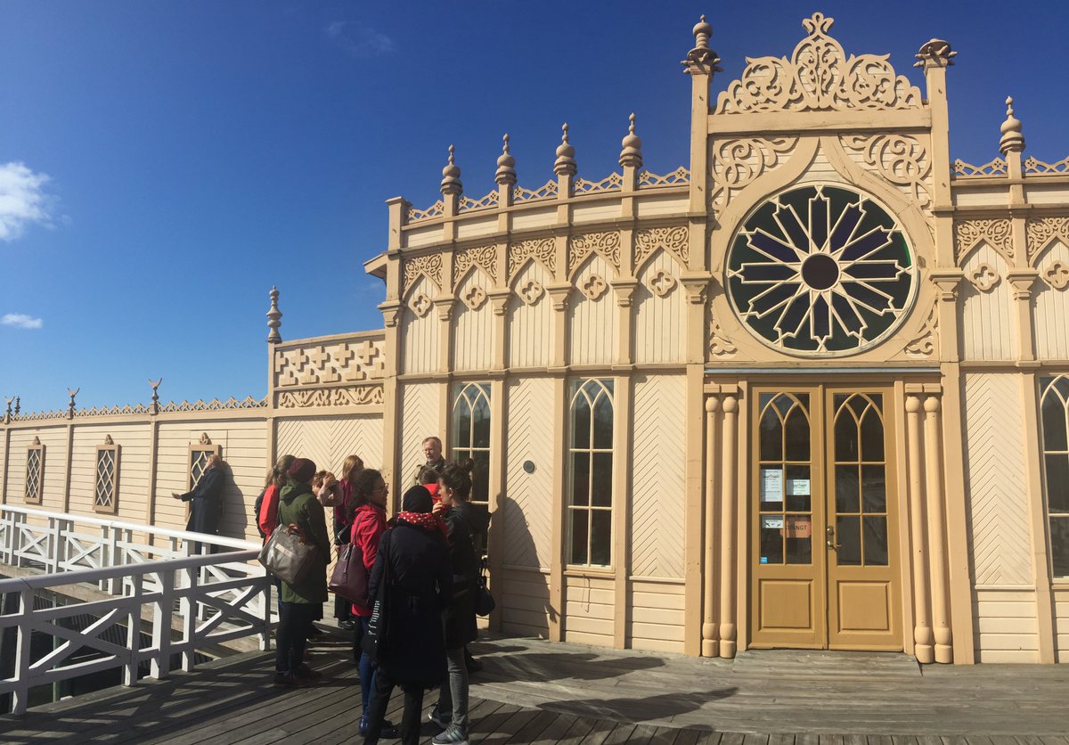 CLIC_EU's tweet image. The #Halland model explained by prof. Christer Gustafsson of @UU_University  - heritage restorations and maintenance projects, training and education programs for skilled workers. Now in #Kallbadhuset in #Varberg, awarded with best restoration project “diplom”
