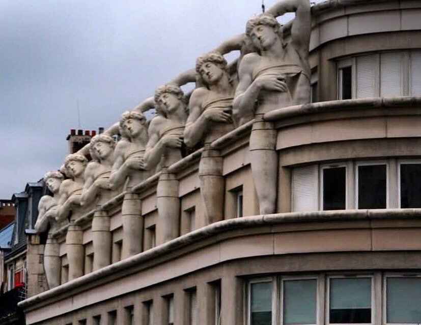 Manuel Núñez Yanowsky‘s distinct, highly figurative architectural language created several powerfully composed buildings in France & Belgium. This is a Police station, featuring Michelangelos Dying Slave in serial, in Rue Rambouillet, Paris, '85-88Image unknown source