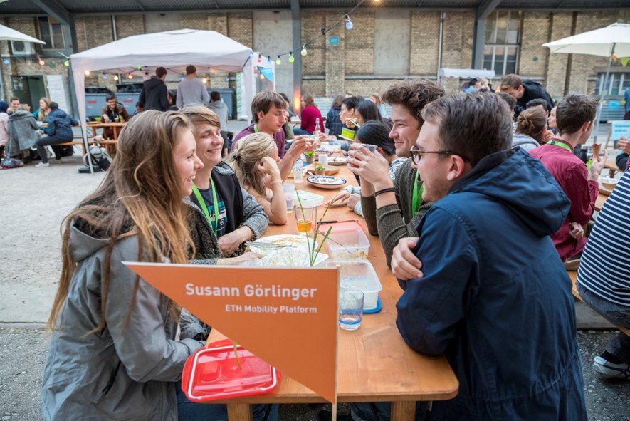 bernhardwehrli's tweet photo. #ETHWeek day 4 / 5

Community night and table discussions with movers and shakers for more sustainable mobility: 
Julia Jäggi, Marco Mozzotti, Giulia Fontana, @LorenzClimate , Oscar Jörnsson, Christoph Küffer, Susann Görlinger, @MarieClaireGraf , @umverkehR https://t.co/M4CO6BPgA7