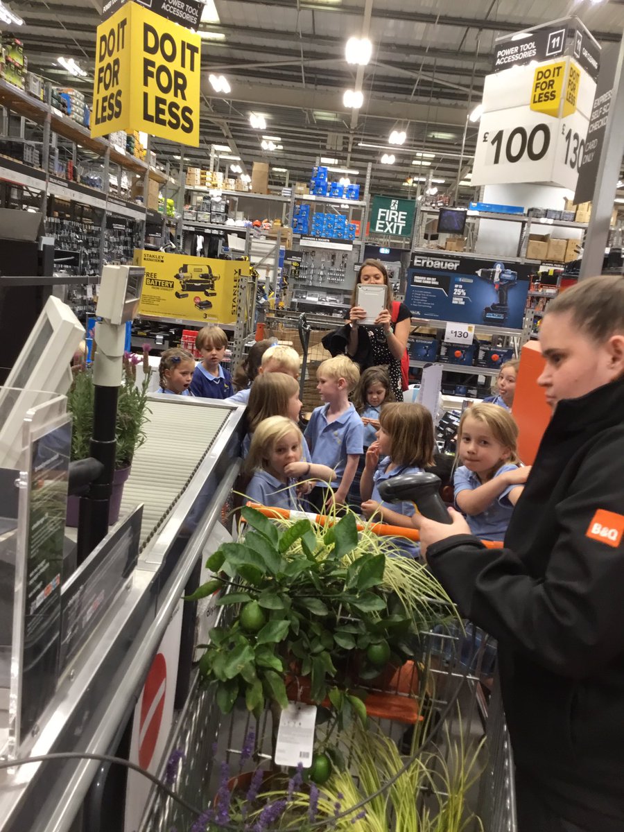 stpeters2_8's tweet photo. A huge thank you to B&Q at Clifton Moor for all of their help and fantastic customer service from Laura and her team! Year 1 had a great time visiting your shop. #minishoppers @BandQ https://t.co/vWaN17XJaO