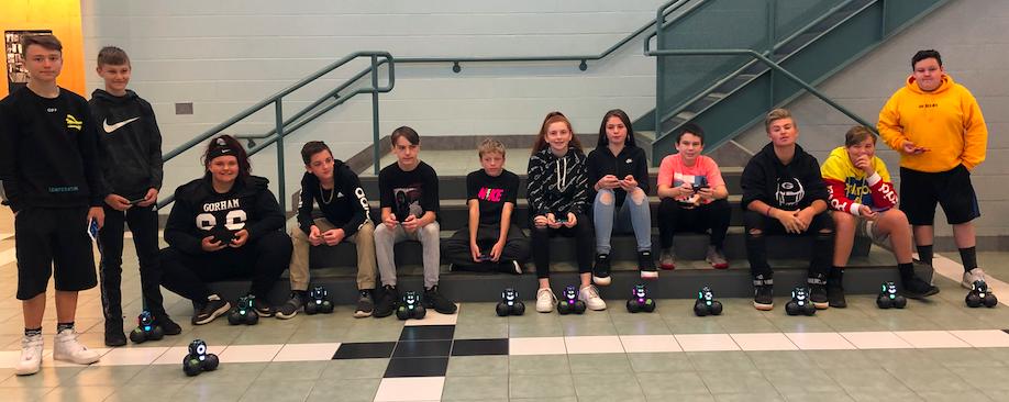 tofer8's tweet image. The Robots have landed!
Mrs. Dawson leads Mrs. Whitaker’s class in 
STEM lessons with CUE Robots! 
Alt Ed Ss will be learning to interact and program their Robot throughout the School Year!
#ILovetoCode #CodingisFun #WonderWorkshop #CodeforLife