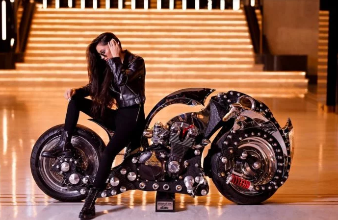 allyamelie21's tweet photo. The Bitcoin News speaks again! #allme's newly launched #meMarket is making a history. A luxurious motorbike from KastoLom Garage, included in AMC World Championship of Custom Bikes, was registered in #meMarket and was sold with 1.000.000 ME #tokens.
#allme #ecommerce #CryptoNews https://t.co/N8mCggAF3f