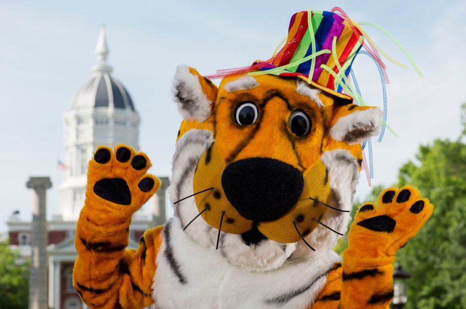 What a happy birthday it is for our favorite 🐯, Truman the Tiger! 🎉🎊