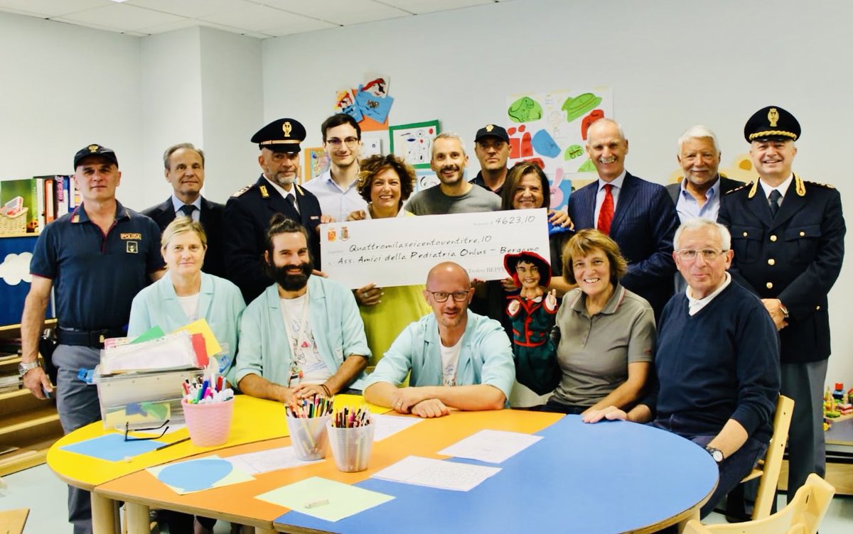 Amicidellapediatria Amicidellapediatria Insiemeperregalareunsorriso I Sorrisi Immortalati Raccontano Il Grande Lavoro Di Squadra Per Il Sorriso Dei Bambini Nella Manifestazione In Ricordo Del Poliziotto Beppe