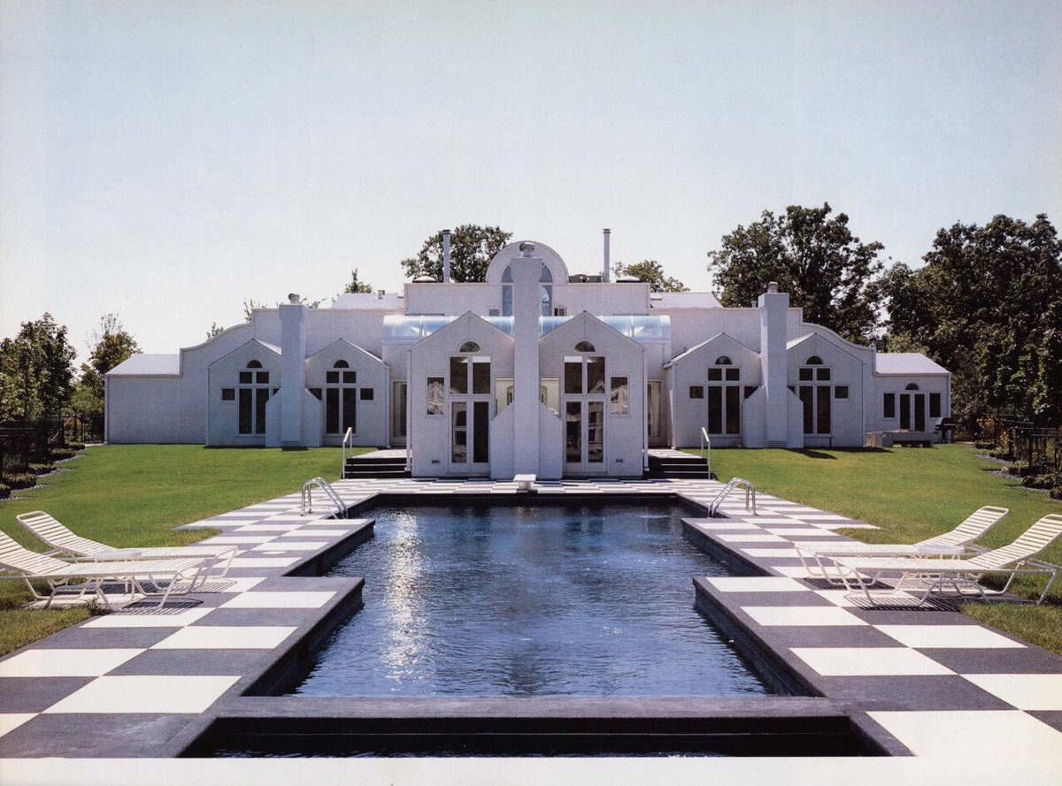 House in Highland Park, Illinois, designed by Tigerman McCurry, 1982-4-Image from the architect’s site