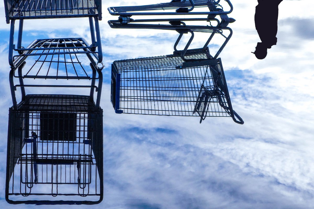 robstract33's tweet photo. 3 from #shoppingcart series ... #blackandwhite  #blackandwhitephotography #minimalist #abstract https://t.co/Wk9JNxipoH