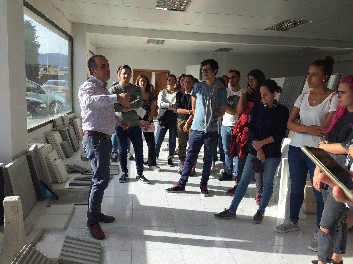 Nuestros alumnos de Arquitectura <a href="/EPSCEU/">Politécnica USPCEU</a> <a href="/USPCEU/">Universidad CEU San Pablo</a> aprendiendo de los mejores!! Gracias Luis Ruano <a href="/prehorquisa/">PREHORQUISA</a> por tu clase magistral!!