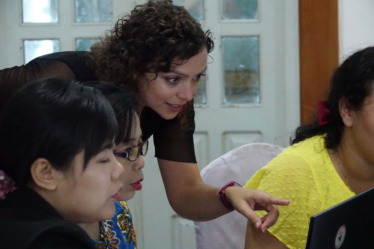 JaimeMuriel82's tweet photo. We (@LabMarzal) are back in Spain after some extraordinary days of #Rstats #Datanalysis workshop for Myeik, Mandalay and Mawlamyine University staff and students on #ErasmusK2 project. Many thanks to our #Myanmar colleagues and @MuEuCAP1 for this experience! @infouex @CulturaUEx https://t.co/bAtBbdiNnm