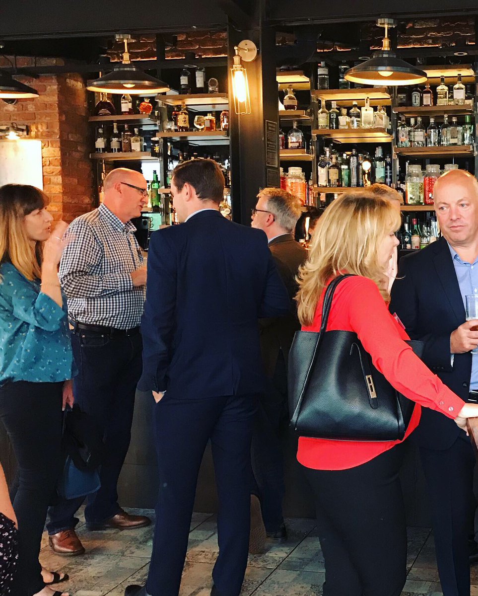 HardingEvans's tweet photo. A great night had by all at our #RWC2019 themed #Netport evening! Huge thanks to @ThePodNewport for their excellent food &amp; drinks 🍔🍹🍻 https://t.co/XdaIi3qH1f