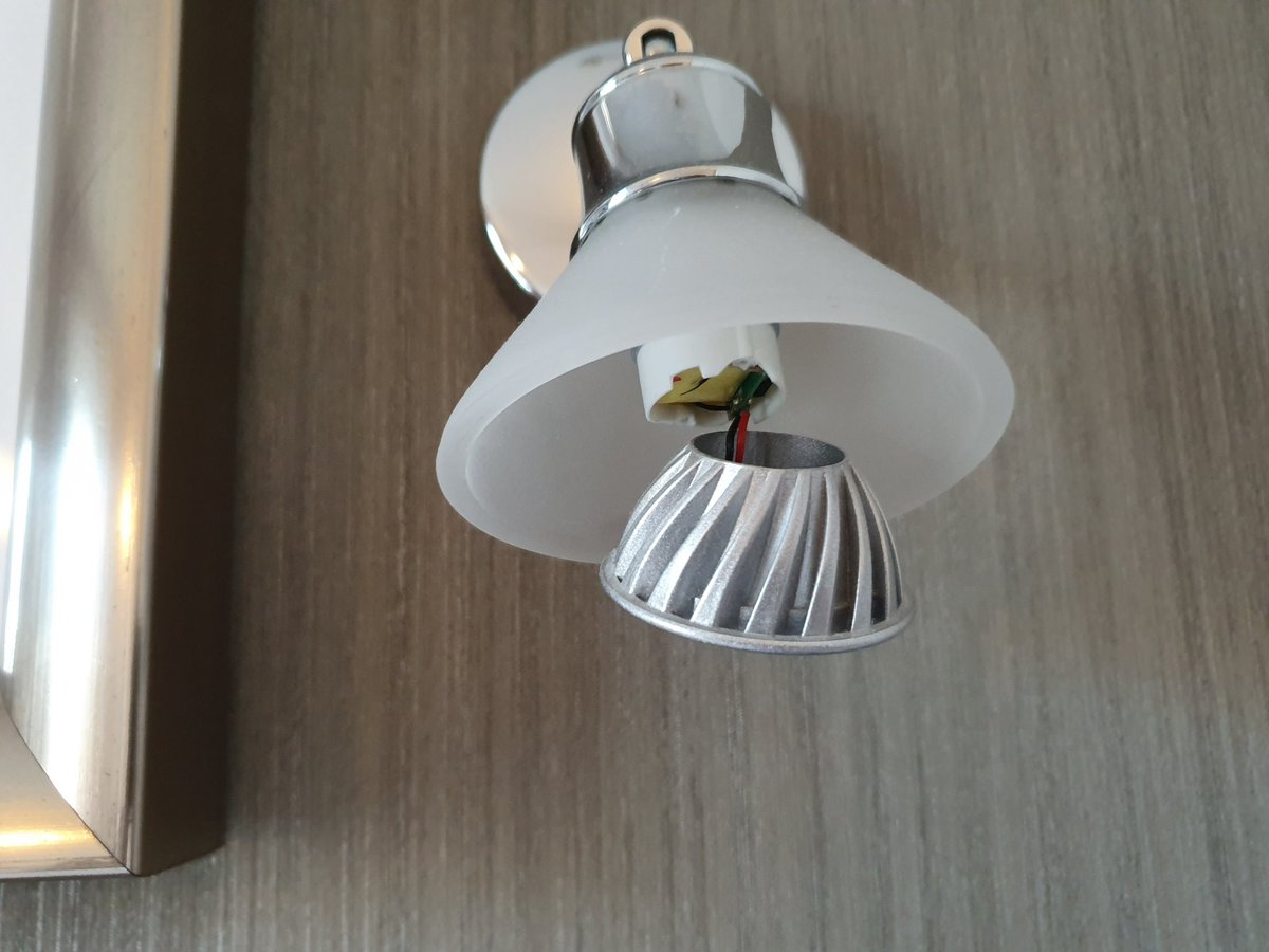 fac7or's tweet photo. @JurysInnsHotels - Bit of a disappointing stay in Leeds UK last week. Broken power sockets, exposed (live) electrical contacts, false advertising,... Generally not good! https://t.co/0PIxGUdf7F