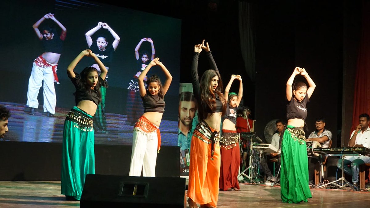 RedFMPatna tweet media