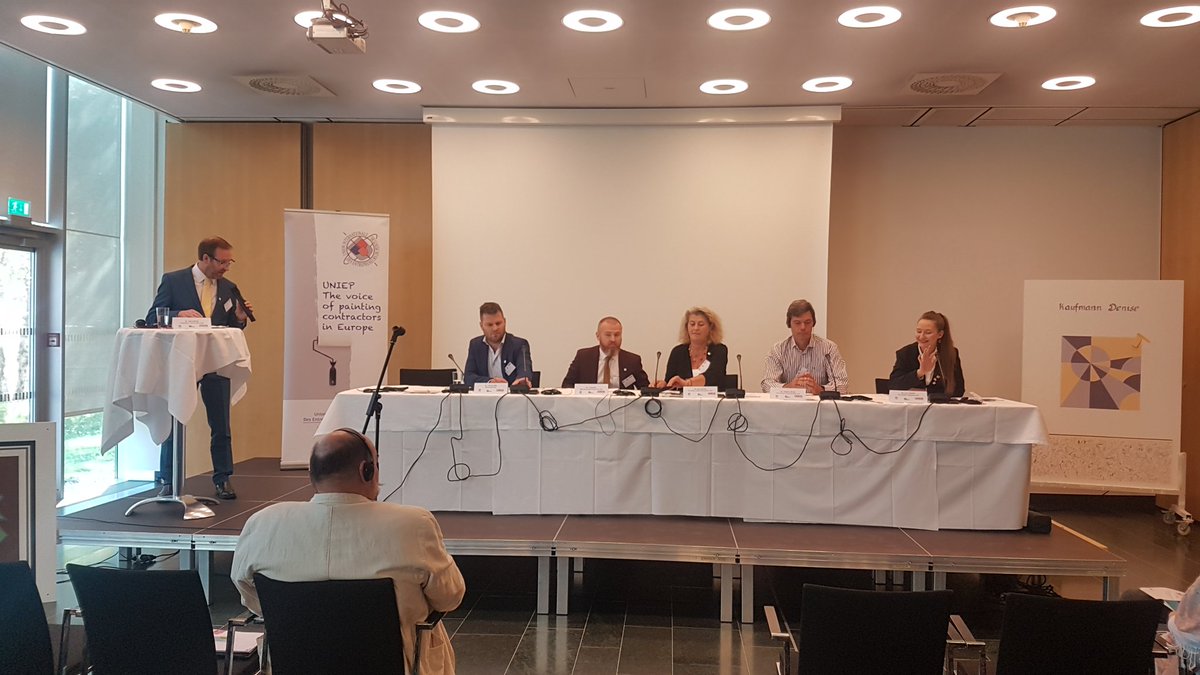 InPaintProject's tweet image. Panel Discussion focusing on the changes and challenges of the Painting Decorating labor market.
Moderator: Mr Ogilvie, @ThePDA 🇬🇧
Panellists:
Mr Mol, Akzonobel 🇳🇱
Mr Bell, Bell Decorating Group 🇬🇧
Ms Kilian, HTL Baden 🇦🇹
Mr Bolík, CEMAS 🇸🇰
Ms Janisch, EuroSkills Champion 🇦🇹