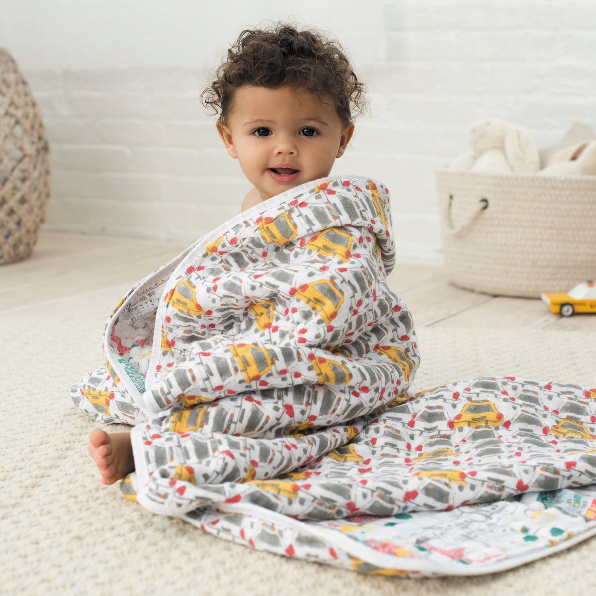 droolbaby's tweet photo. Snuggle up! 😍 The connoisseurs of cuddling from Aden + Anais and HALO will be at #droolbabyexpo, ready to help you pick the best swaddles, blankets, bassinets, and sleepers for your family. Buy your tickets now at the link in our bio. https://t.co/yXtlELdBFc