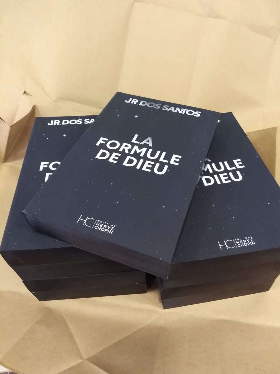 #ÉditionCollector #Librairie #BestSeller #FormuleDeDieu #Einstein #Science
Réception de la version collector du best-seller de JR dos Santos « La Formule de Dieu », à paraître le 17 octobre pour fêter les 500 000 exemplaires vendus en langue française.
Attention tirage limité !